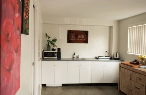 Mount Albert Apartment | Cozy unit in Morningside, Auckland, near Kingsland, CBD, Ponsonby