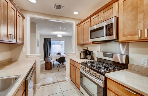 Quail Hollow House | Cozy, updated home-2 Kings & Foosball: near Domain, Q2, DT