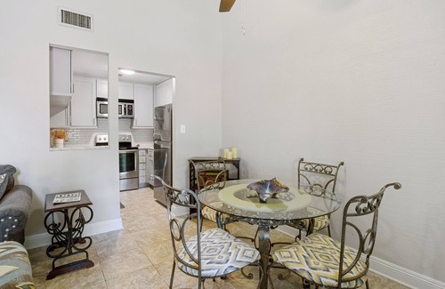 Lafayette House | Cozy Updated Townhome