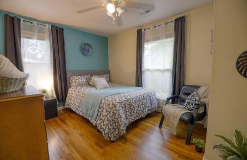 Shannon Park House | Cozy vacation house near Uptown Charlotte