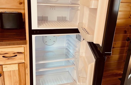 Hector Cabin | Cozy Wine Cabin escape with Breathtaking Views 6