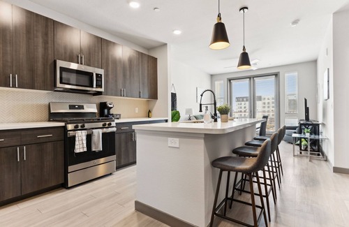 Roosevelt Apartment | CozySuites PHX RORO Gym, Pool, Pets, Parking! #16