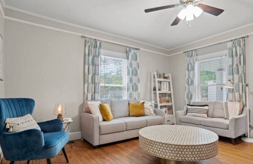 Sans Souci House | Craftsman @ Cherrydale- Walk to Swamp Rabbit GVL