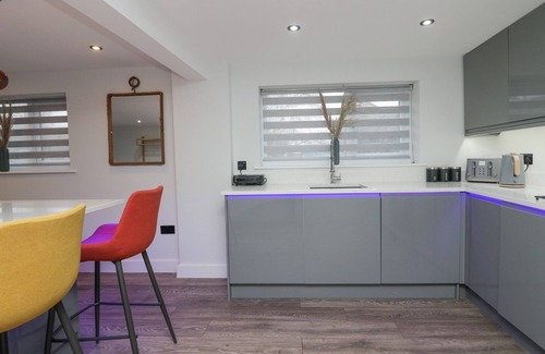 Newton in Furness Cottage | CRAG VIEW COTTAGE, pet friendly, with hot tub in Dalton-In-Furness