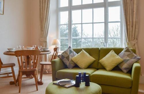 Waterhead House | Crag View