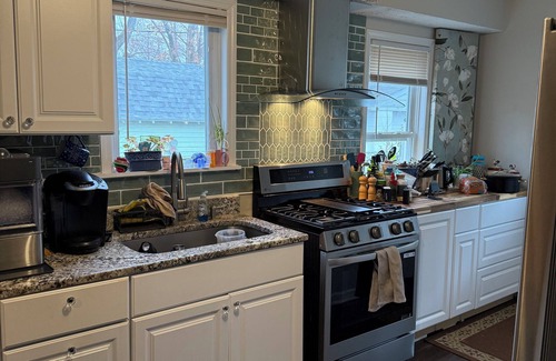 Jeffersonville - Clarksville House | Crash pad. lots places to sleep. Owner will drive you to and from events.