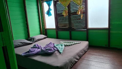 Bai Lan Hotel | Crazy Bananas & Crazy Monkey