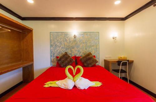 Ko Chang Bed & Breakfast | Crazy Mojito Restaurant & Bungalow