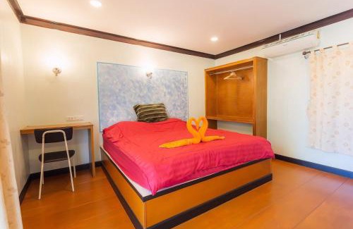 Ko Chang Bed & Breakfast | Crazy Mojito Restaurant & Bungalow