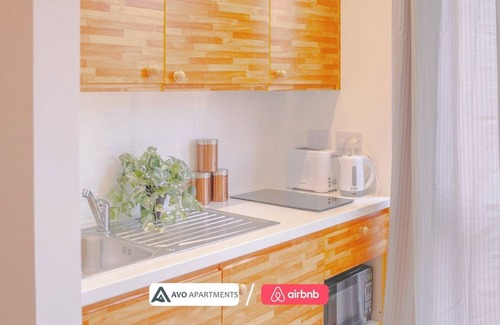 Sheffield Condo | Creative Studio With Rustic Charm – APT 22