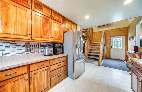 Cle Elum Cabin | Creek & Lake Access at Cabin Near Cle Elum!