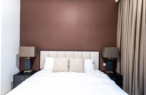 Madinat Zayed Apartment | Creek palace residence by Hogar