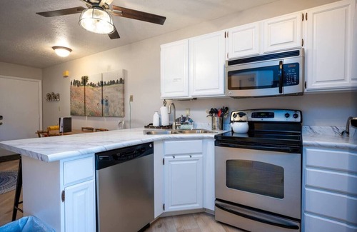 Wolf Creek Condo | Creekside Comfort WL1106 | Ski Escape | Hot Tub