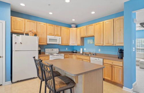 Ocean View House | Creekside Getaway – Stay for 8