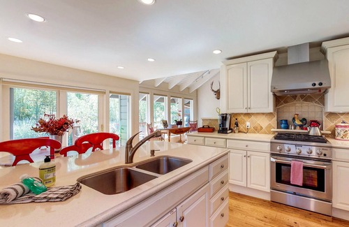 Warm Springs House | Creekside home with hot tub, deck & mountain view - 1 mile to lifts