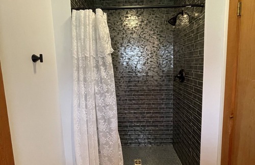 Claxton Cabin | Creekside Hunting and Fishing Cabin overlooking Lotts Creek on 190 acres