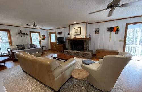 Claxton Cabin | Creekside Hunting and Fishing Cabin overlooking Lotts Creek on 190 acres