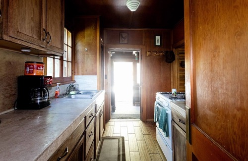 Idaho City Cabin | Creekside log cabin nestled between the pines of Idaho City