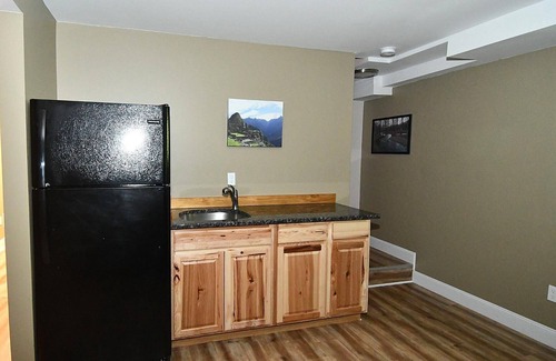 Berkeley Springs House | Creekview Cabin - A Perfect Escape
