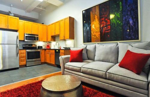 Iberville Apartment | Creole Nest