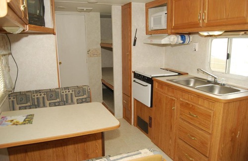 Quincy Resort | Crescent Bar Camping Resort Studio Cabin 2