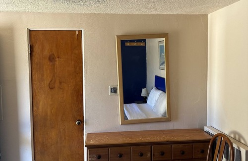 Washington Hotel | Crestview Motel Inc
