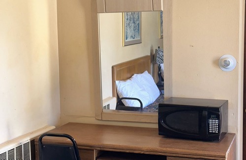 Washington Hotel | Crestview Motel Inc