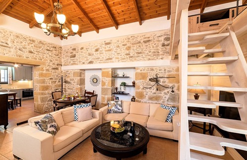 Pervolakia Villa | Cretan Kera Villa Heated Pool