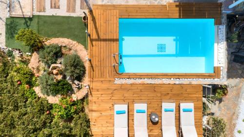 Vathi Villa | Cretan Lodge Heated Pool