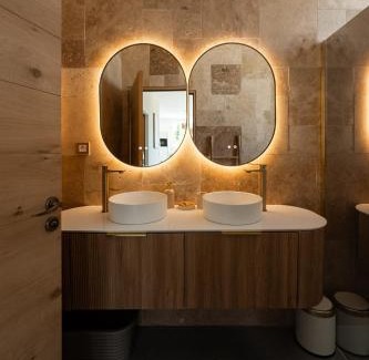 Villard-de-Lans Apartment | Croc White