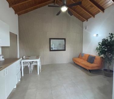 Crosbies Apartment | Crosbies Cabins Large Modern Space