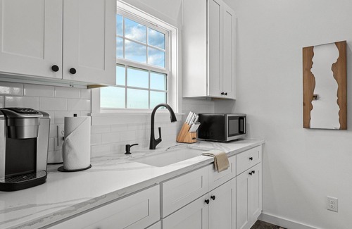 Fredericksburg Cottage | Cross Mountain Cottages 1 | Porch & Firepit Nights