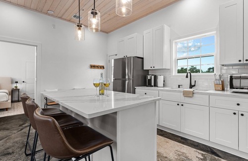 Fredericksburg Cottage | Cross Mountain Cottages 2 | Relax & Unwind