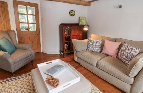 Alston House | Cross View Cottage