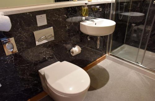 Huntspill Hotel | Crossways Inn and Bed and Breakfast