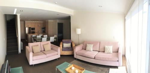 Whitianga Apartment | Crow's Nest Apartments