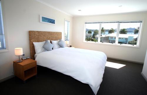 Whitianga Apartment | Crow's Nest Apartments