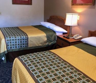 Oakland Hotel | Crown Lodge Motel