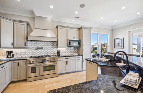 Ocean Drive House | Crown Royal - 7 BR Luxury Home w/Pool, Hot Tub, & Game Room