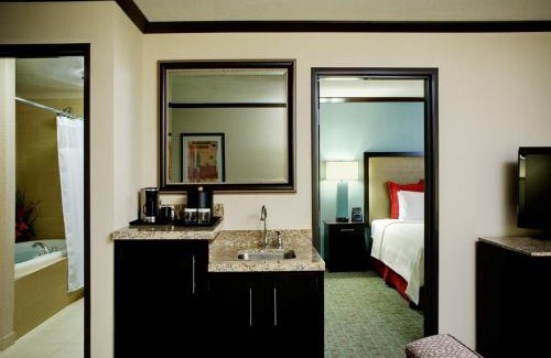 Midtown Anchorage Hotel | Crowne Plaza Anchorage-Midtown by IHG