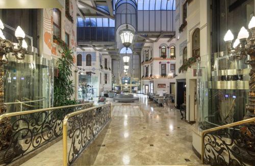 Beyazit Hotel | Crowne Plaza Istanbul - Old City by IHG