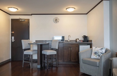 Niagara Falls Hotel | Crowne Plaza Niagara Falls NY Riverside by IHG