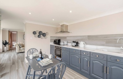 Plymouth Cottage | Crownhill Bay Garden Suite - UK47511