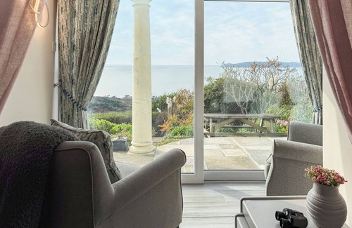 Plymouth Cottage | Crownhill Bay Garden Suite - UK47511