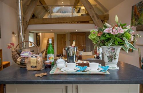 Chesterfield House | Cruck Barn Cottage