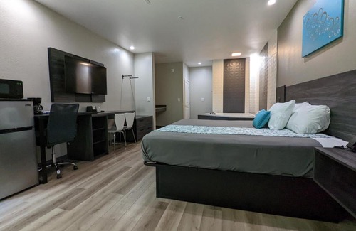 Jacinto City Hotel | Crystal Inn