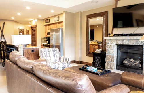 Breckenridge Apartment | Crystal Peak Lodge by Summit County Mountain Retreats