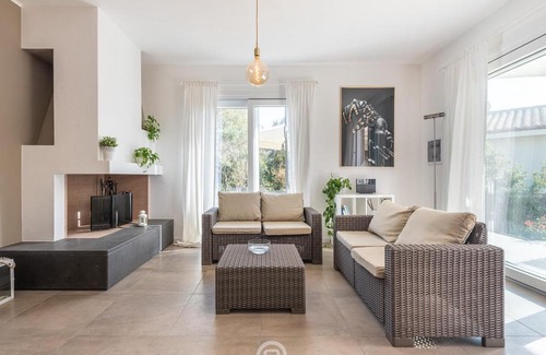 Cala Sinzias House | Crystal Waters House