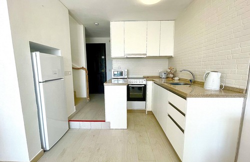 Sitio de Calahonda Apartment | CS166 Cosy duplex 1 bedroom apartment only a few steps from Calahonda Beach located between Fuengirola and Marbella in the Doña Lola resort