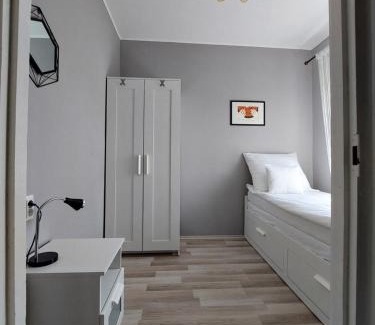 Zsorifurdo Apartment | Csalogány 19 Apartman